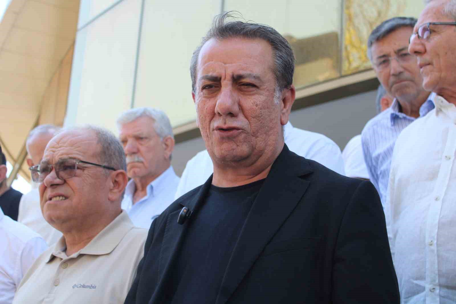 Büyükşehir Meclisi’ne ‘ilaçlama’ konusu damga vurdu