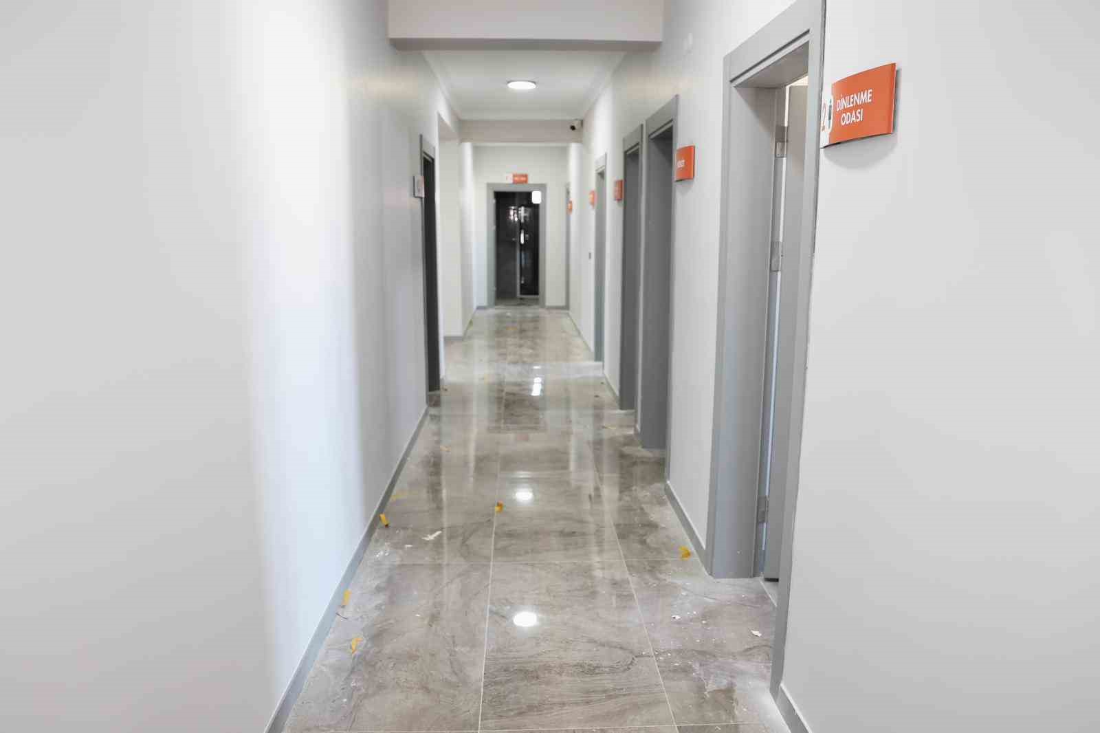 Uzun yol şoförlerine Menemen’de otel konforunda tesis
