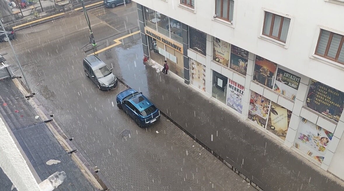 Meteorolojinin uyardığı Bingöl’de sağanak etkili oldu