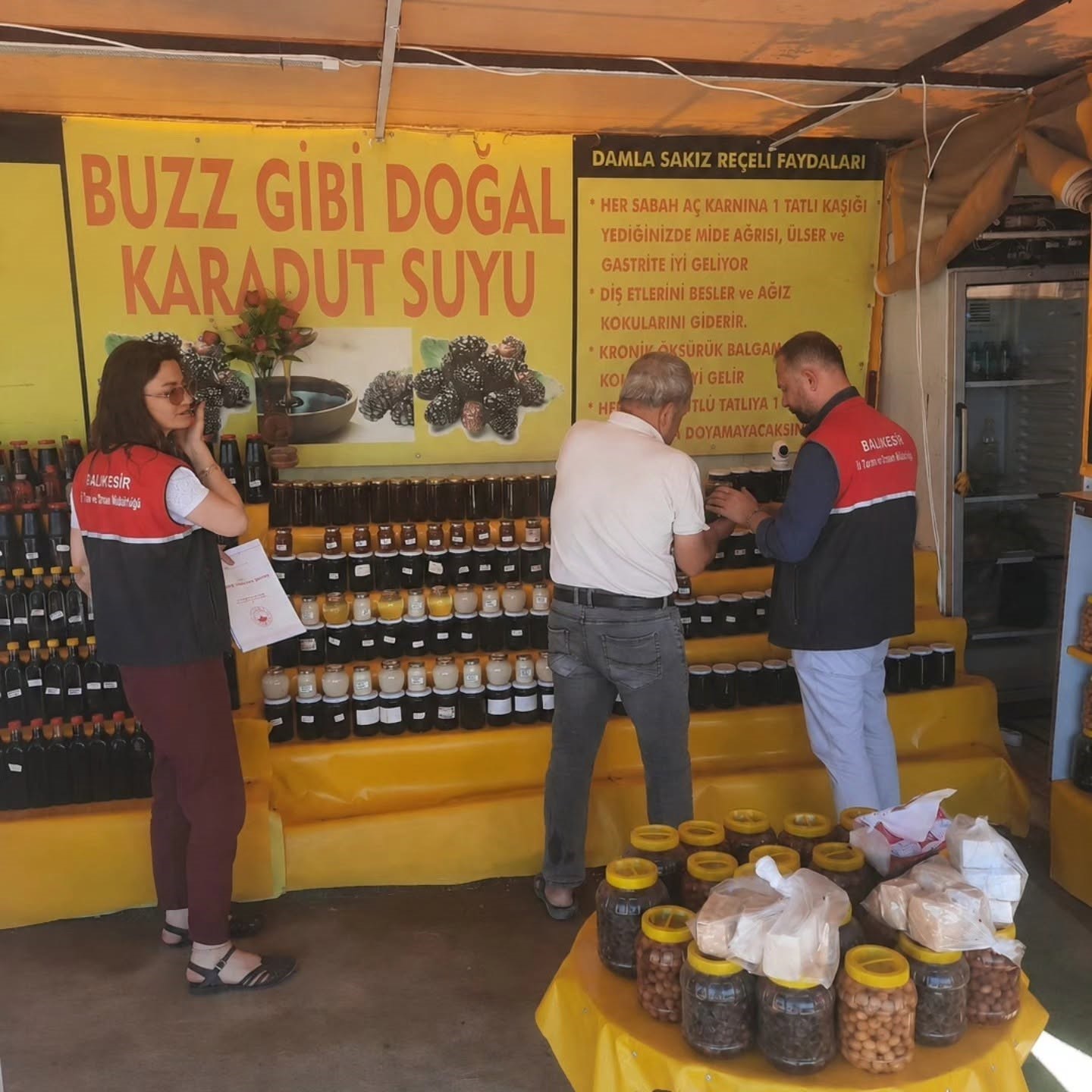 Edremit’te yol kenarındaki gıda satışlarına jandarma destekli sıkı denetim