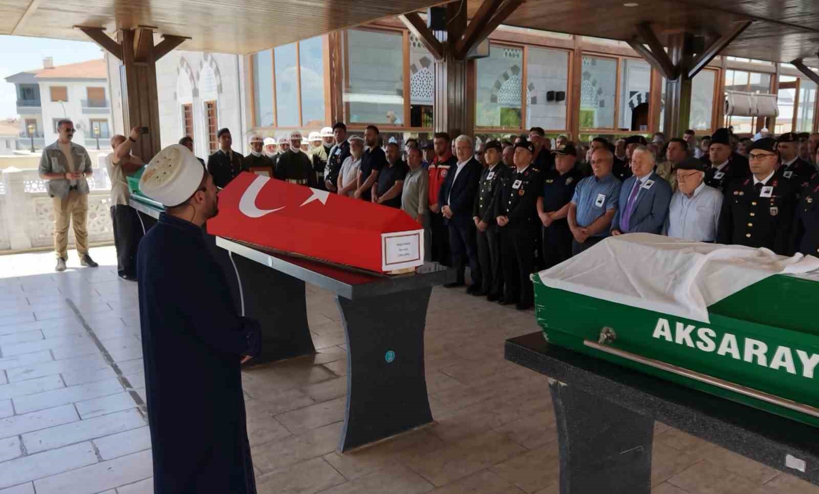 Kıbrıs Gazisi askeri törenle son yolculuğuna uğurlandı