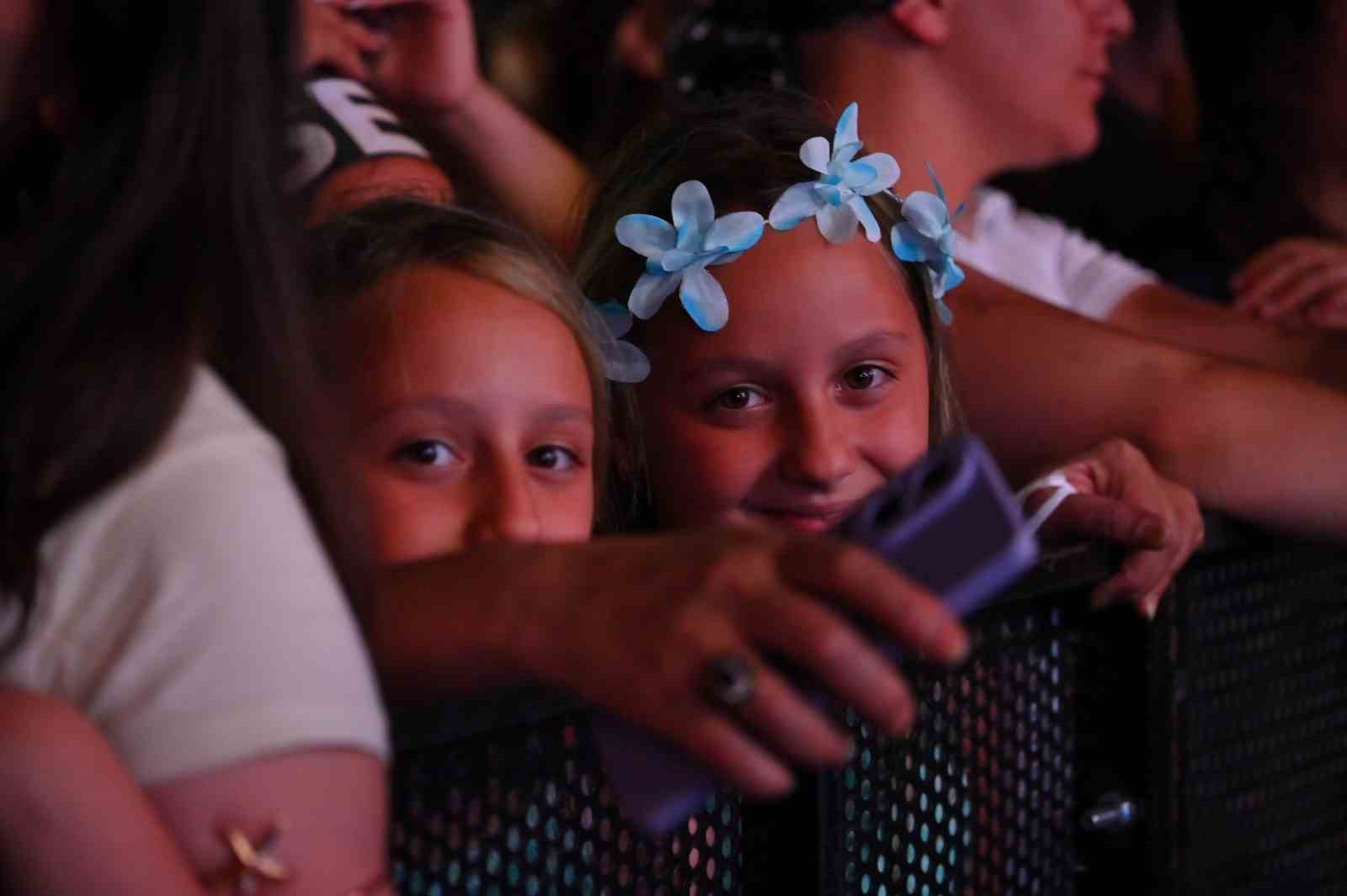 Sefo, festivalde müzikseverlere unutulmaz anlar yaşattı