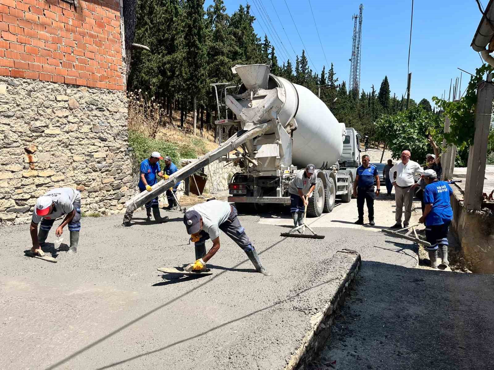 Başkan Kumral mahallerde yürütülen çalışmaları yerinde inceledi