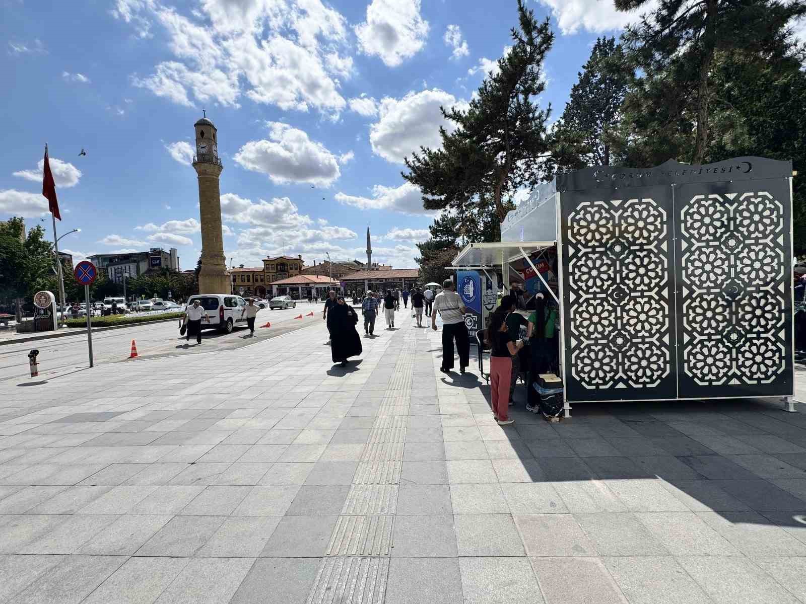 Çorum Belediyesi Çözüm Merkezi Noktası Saat Kulesi önünde kuruldu