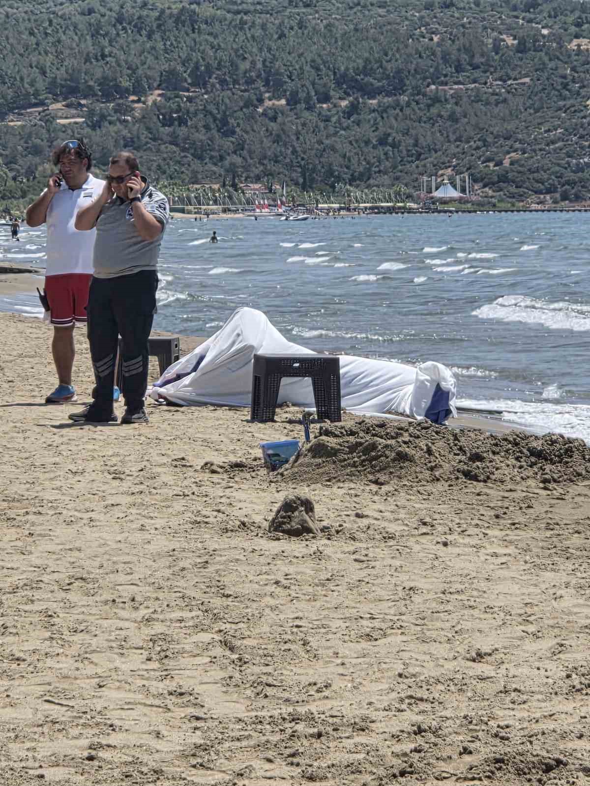 Pamucak sahilinde erkek cesedi bulundu