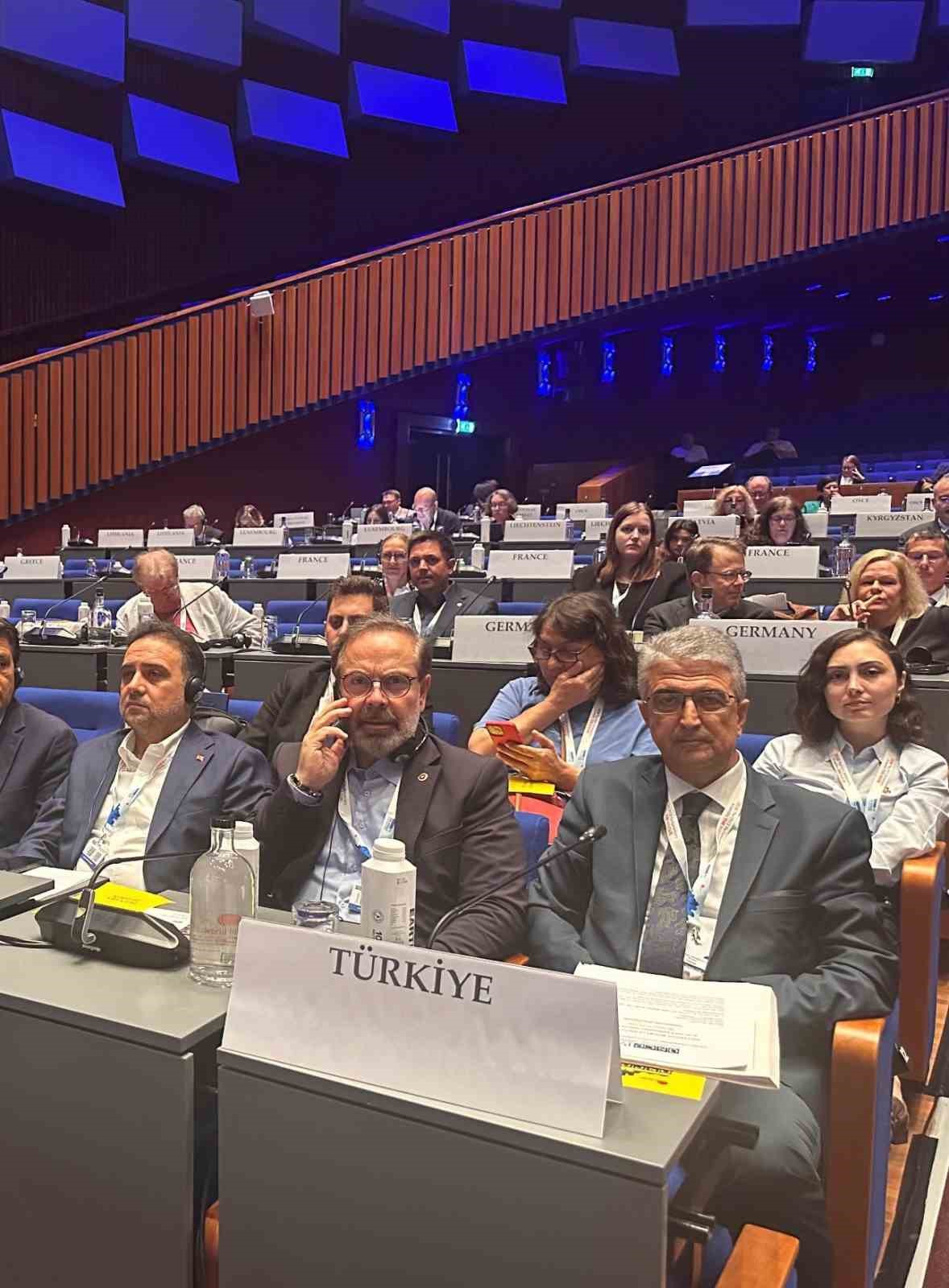AGİT’te Türkiye rüzgarı: MHP’li Aydın’dan gençleri dijital tehditlerden koruyacak tarihi tasarı