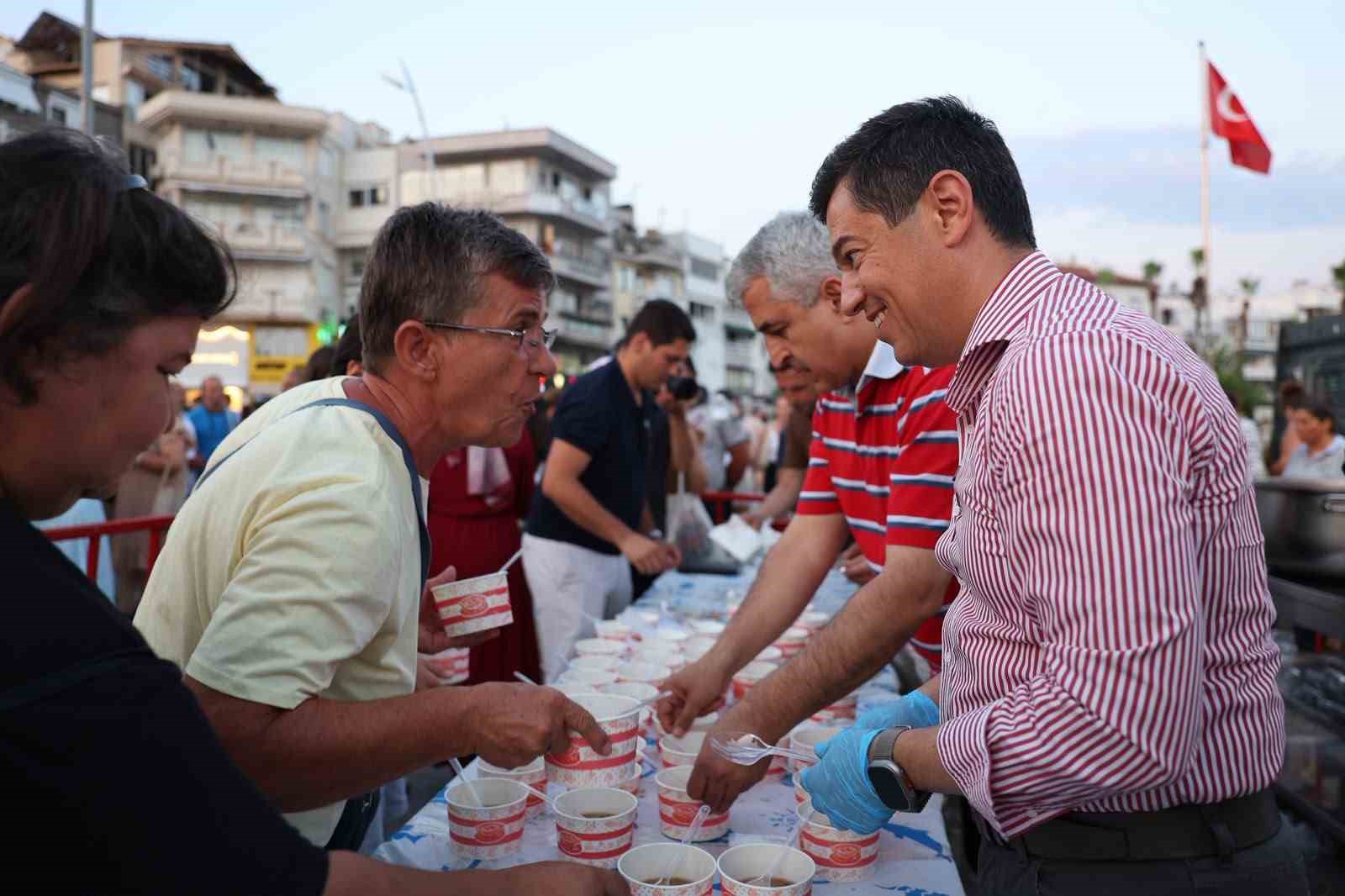 Marmaris Belediyesi’nden 2 bin kişilik aşure hayrı