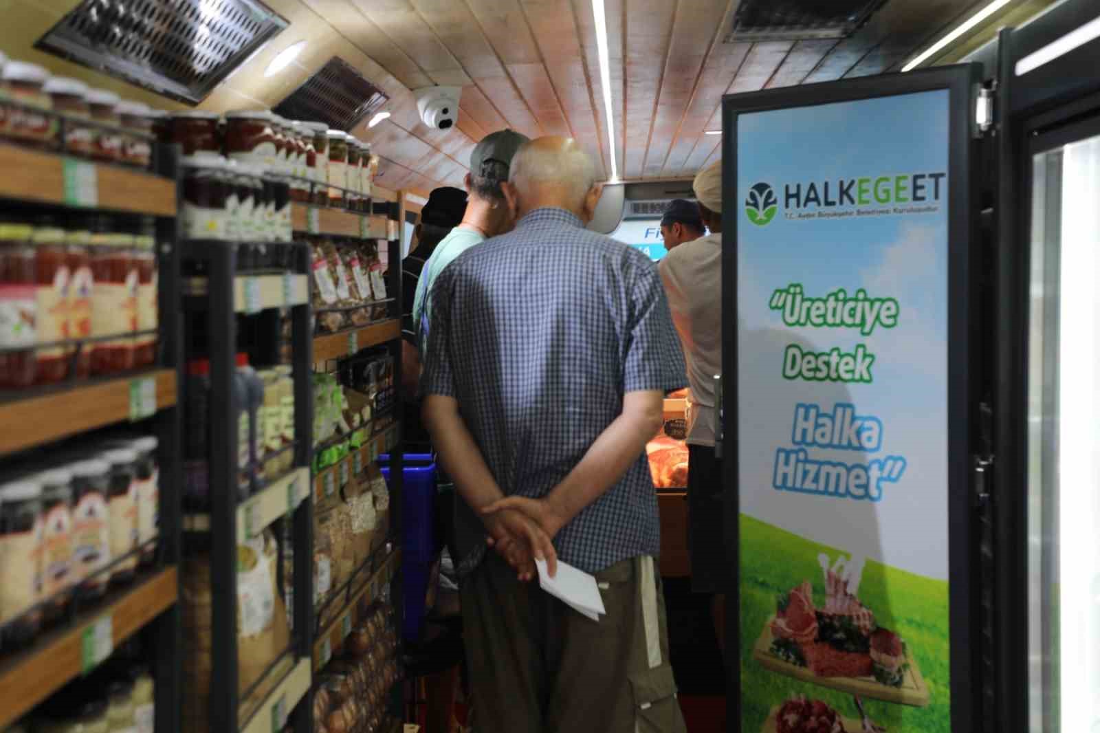 Mobil Halk Ege Et bu kez Güzelçamlı’da vatandaşlarla buluştu