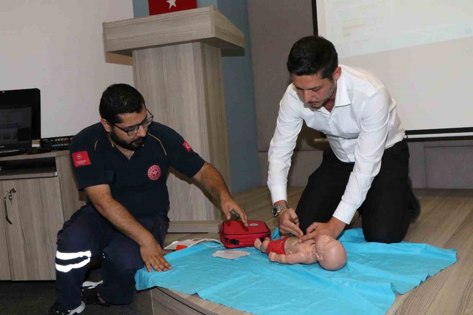 Aydın Ticaret Odası üyeleri ilk yardım eğitimi aldı