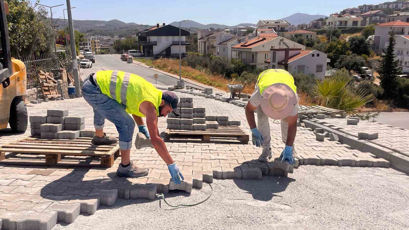 Kadınlar Denizi Mahallesi’nde 2 bin metrekarelik yol yenileme çalışması başladı