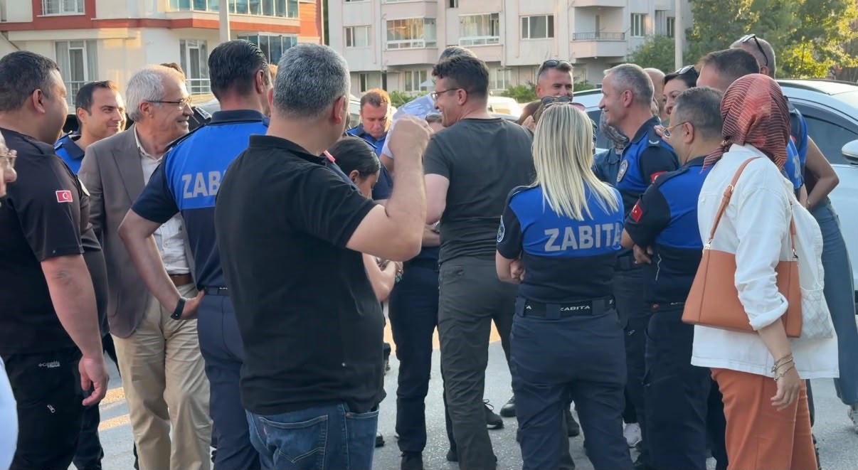 Tanju Özcan’ın yargılandığı davada çarpıcı reklam iddiası: "Ya seve seve vereceksiniz ya da seve seve"