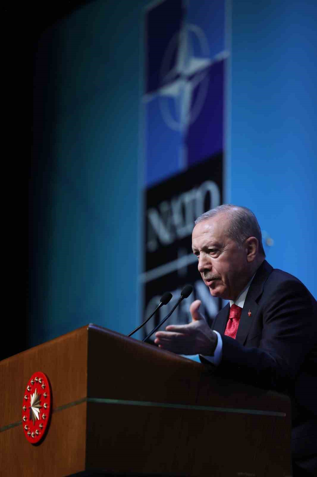 Cumhurbaşkanı Erdoğan: "NATO birbirine bağımlı ülkelerin değil, birbirine güç katan müttefiklerin ittifakı olmalıdır"