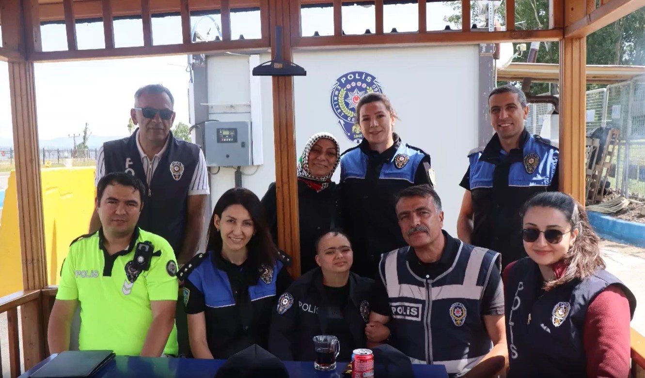Polis ekiplerine Esila’dan destek