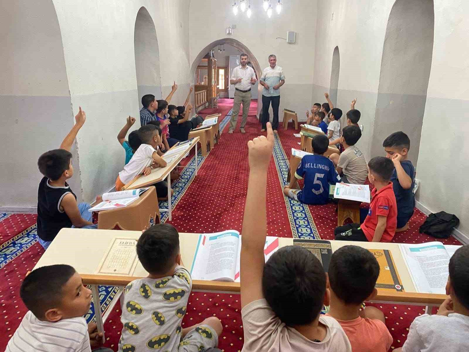 Çermik’te yaz Kur’an kursları başladı