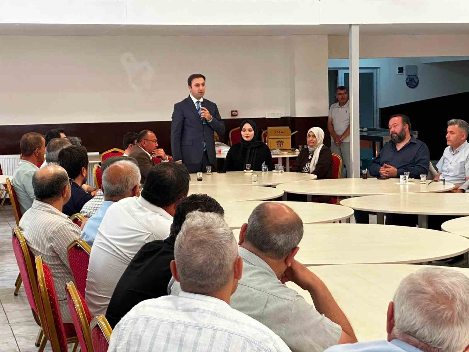 Çavdarhisar Kaymakamı Murat Ak’a veda programı düzenlendi