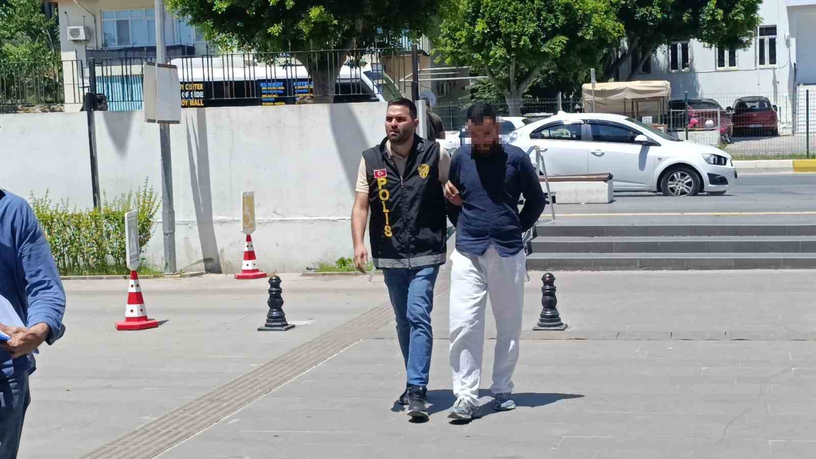 Emekli öğretmeni 2 milyon lira dolandırdı, 2 bin dakikalık görüntü incelenerek yakalandı
