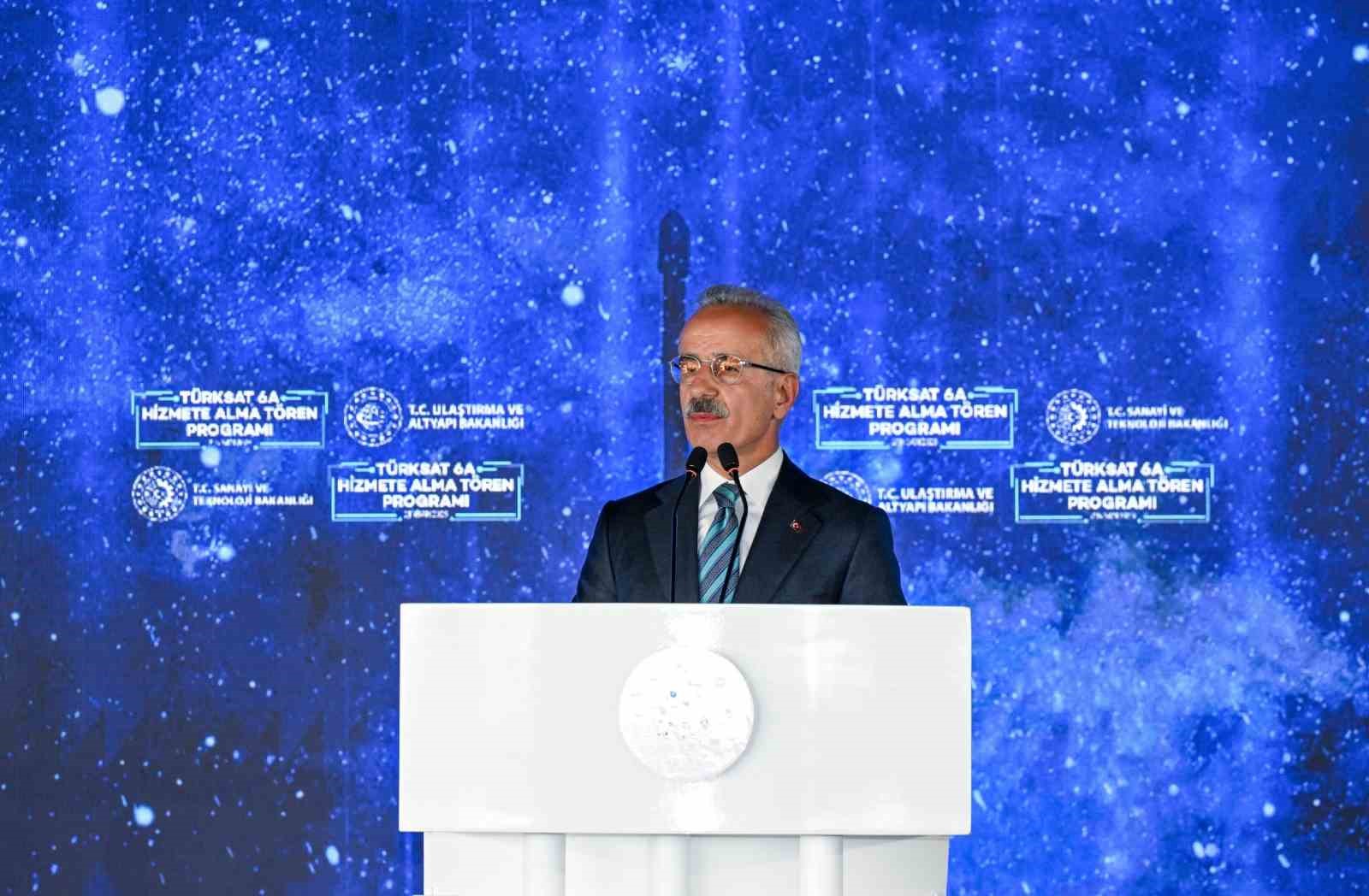 Bakan Uraloğlu: "Türksat 6A üzerinden Güney Asya kapsamasındaki 10 ülkede 69 televizyon kanalına yayın hizmeti sunuyoruz"