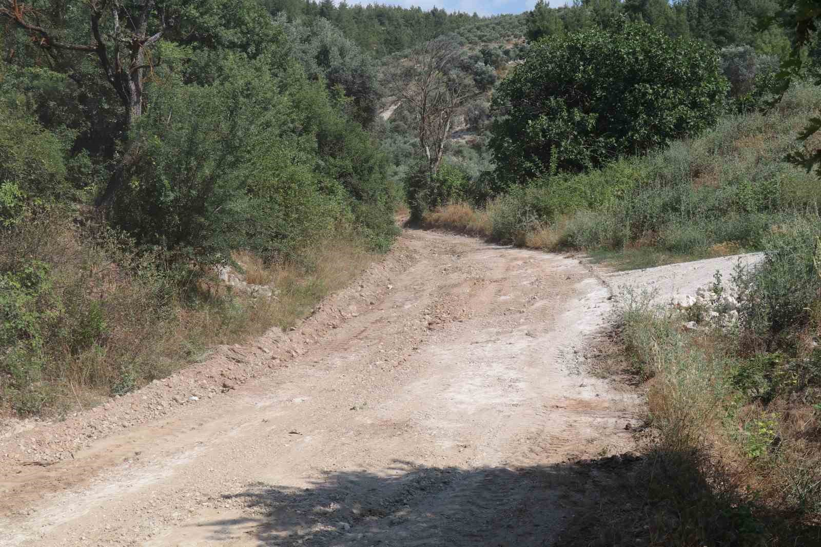 Bozdoğan Belediyesi’nden Örencik’te bahçe yolu çalışması