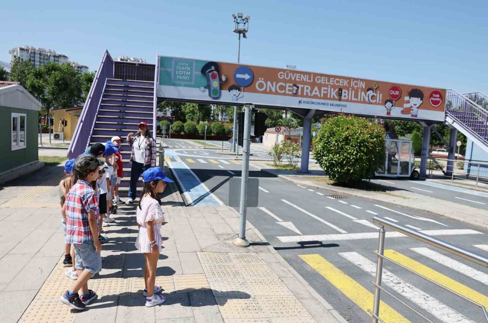 Yaz dönemi çocuk trafik eğitimleri başladı