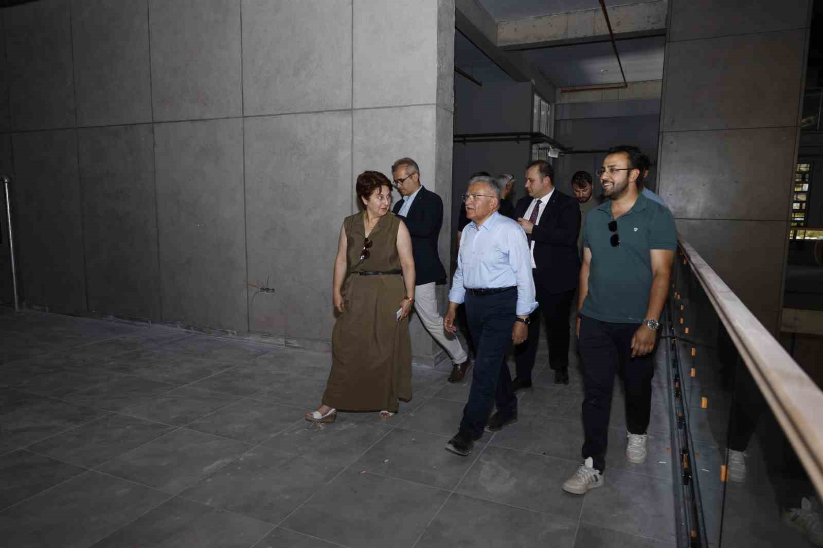 7,7 milyon yıllık fosiller, Başkan Büyükkılıç’ın Paleontoloji Ve Fosil Müzesi Projesi’nde ayağa kalkacak