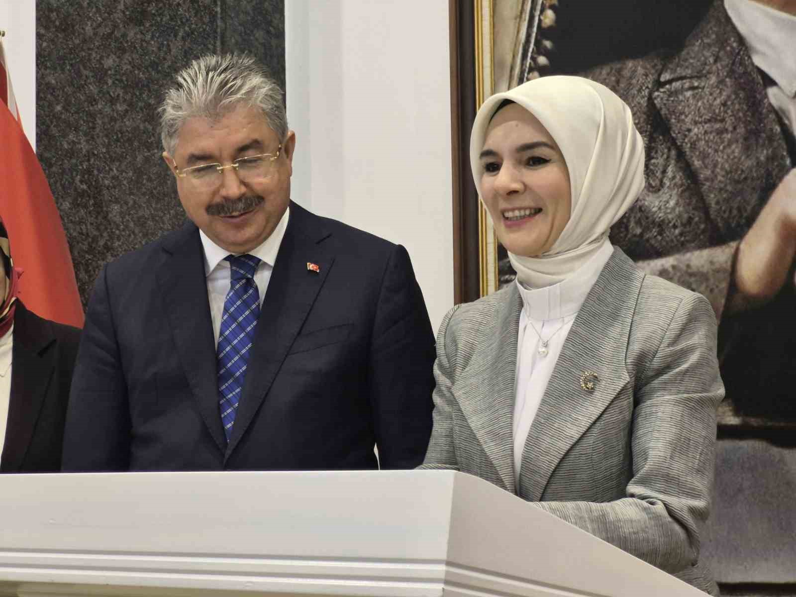 Aile ve Sosyal Hizmetler Bakanı Göktaş’tan Eskişehir Valiliği’ne ziyaret