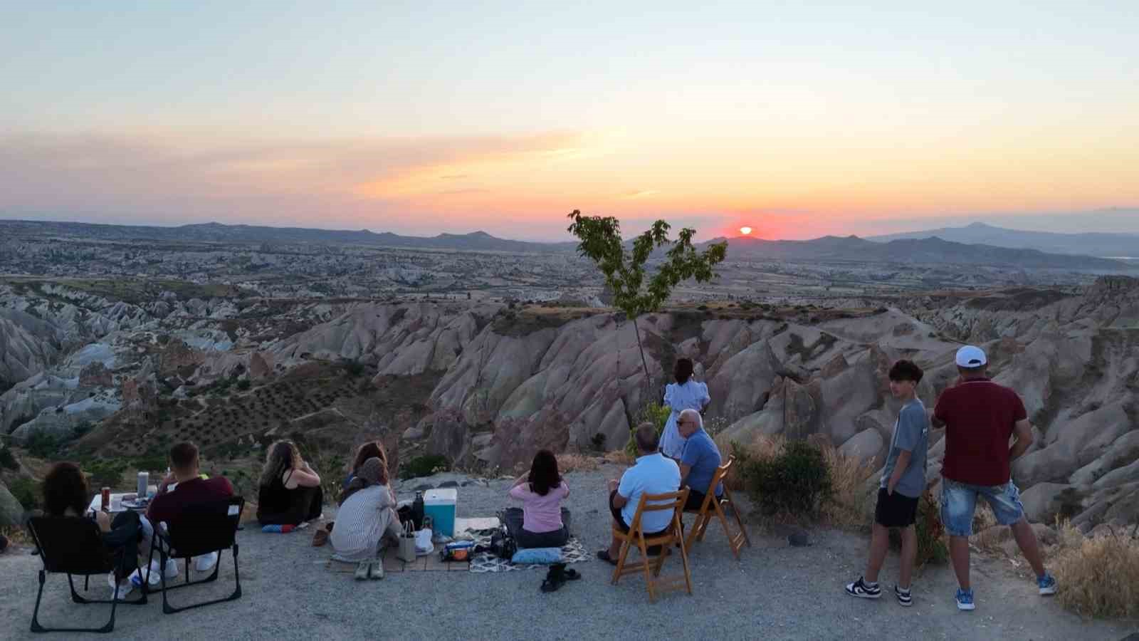Kapadokya, dünyanın en iyi gün batımı destinasyonu seçildi