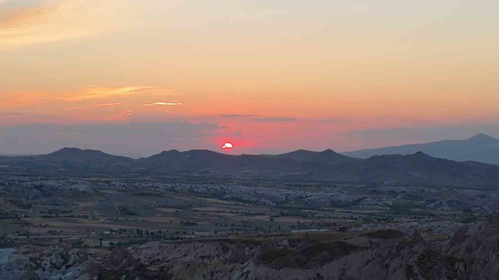 Kapadokya, dünyanın en iyi gün batımı destinasyonu seçildi