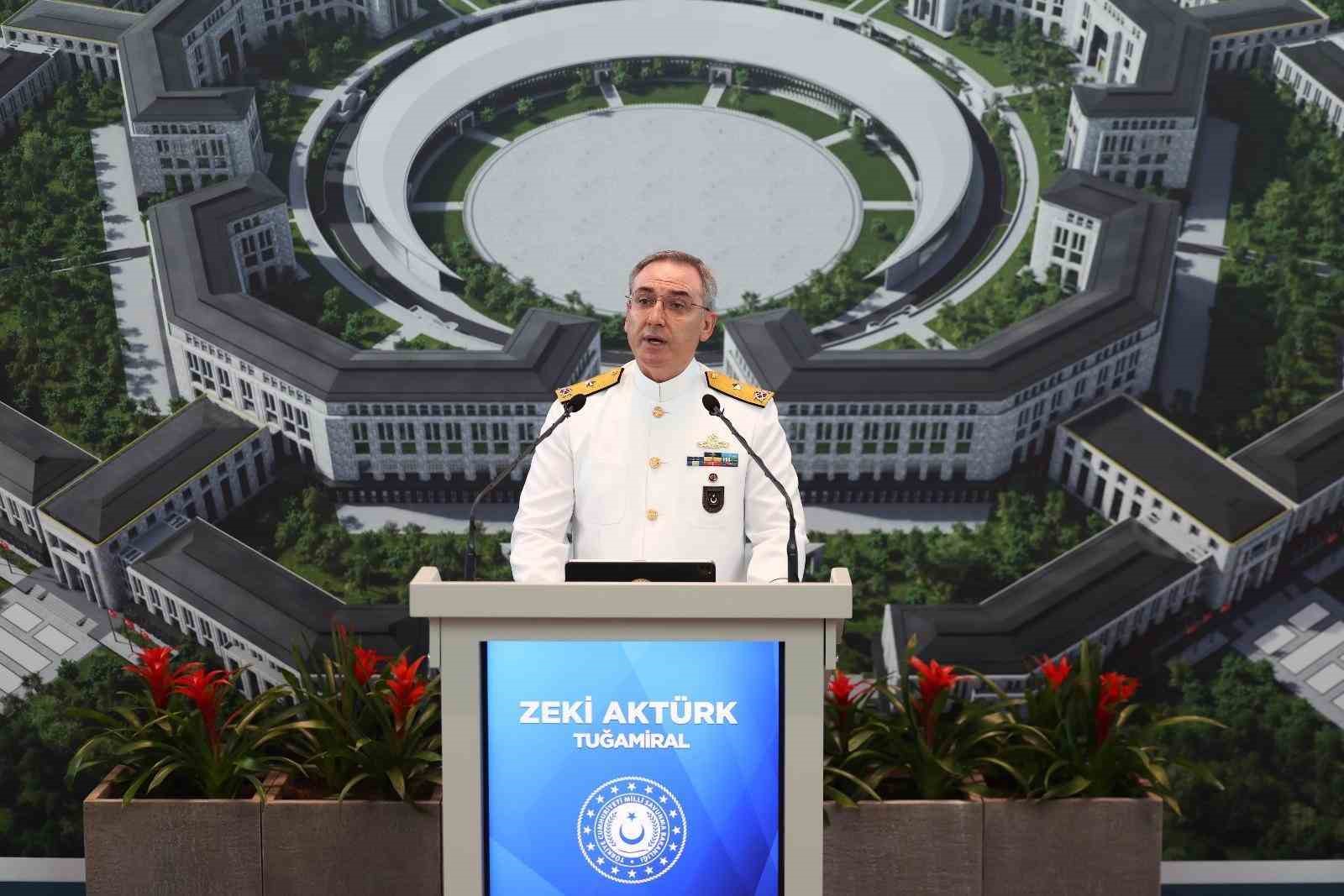 MSB: "TSK, kendisine tehdit oluşturmayan hiç kimse için tehdit değildir"
