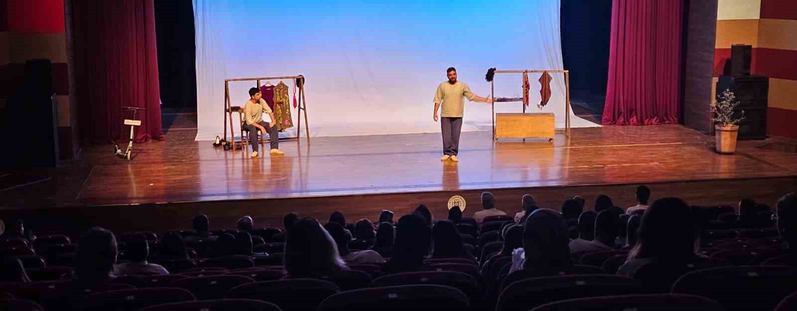 Bodrum Belediyesi Şehir Tiyatrosu Muğla’da sanatseverlerle buluştu