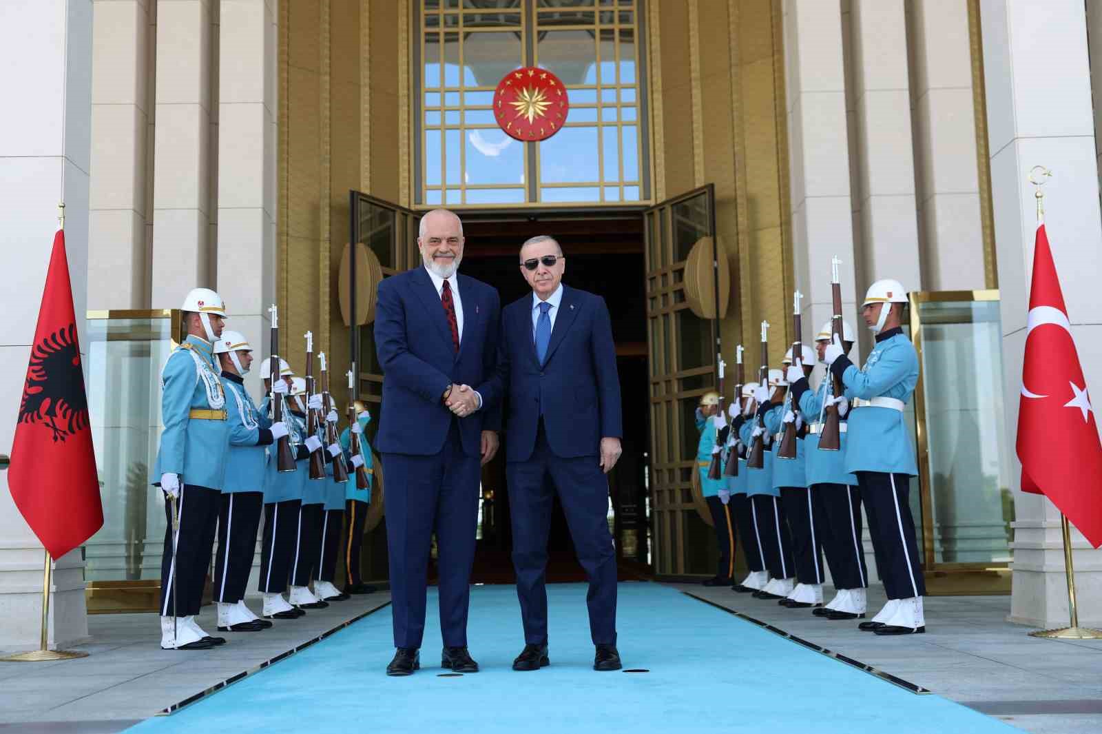 Cumhurbaşkanı Erdoğan, Arnavutluk Başbakanı Edi Rama ile görüştü