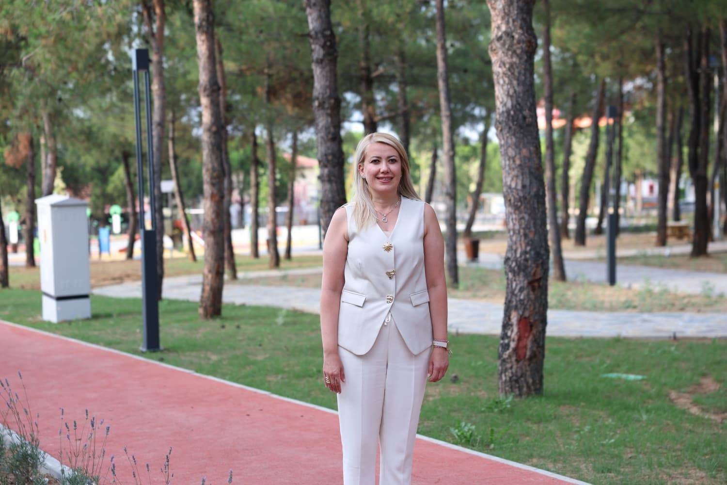 Yenişehir Mahallesi’ndeki 7 bin 670 metrekarelik park yenilendi