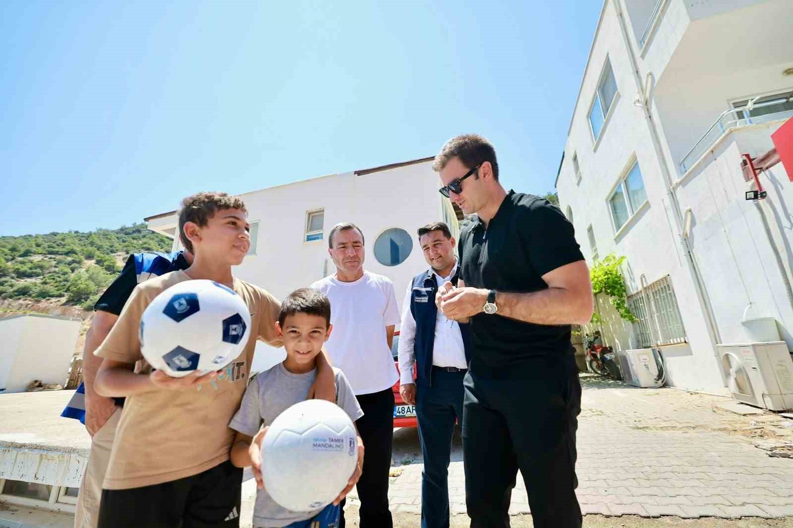 Başkan Mandalinci, saha ziyaretlerini sürdürüyor
