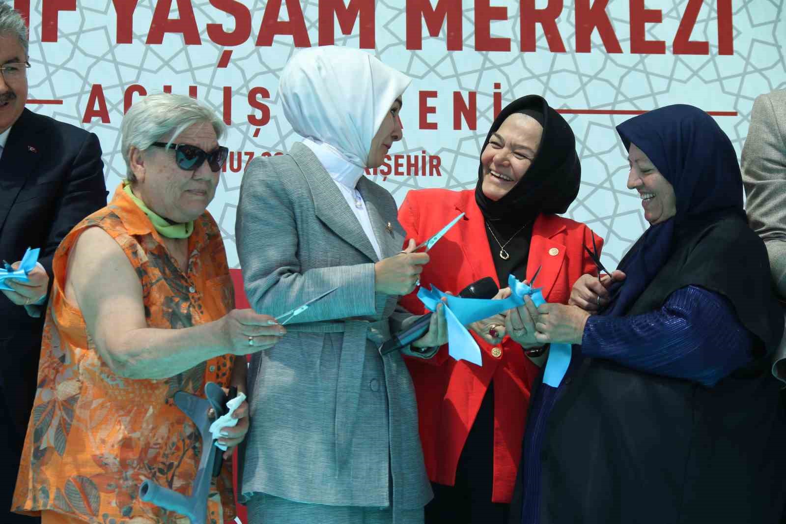 Türkiye’de bir ilk olan Fethi Yılmaz Sezer Aktif Yaşam Merkezi hizmete açıldı