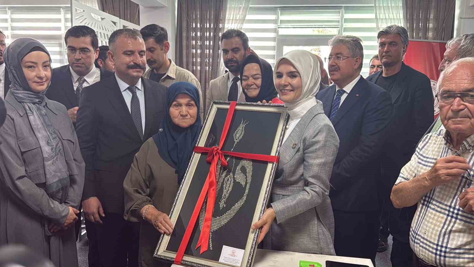 Türkiye’de bir ilk olan Fethi Yılmaz Sezer Aktif Yaşam Merkezi hizmete açıldı
