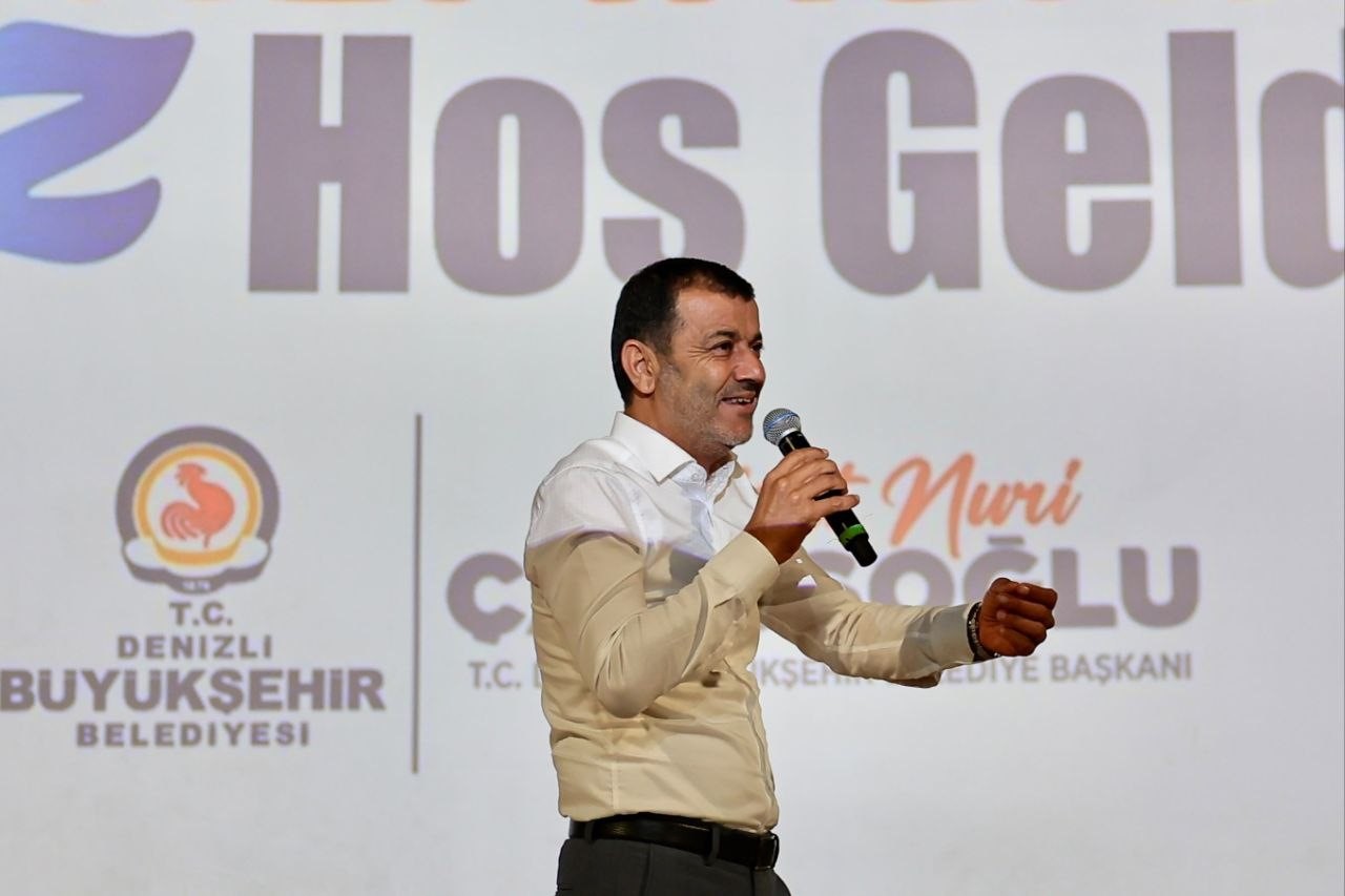 Denizli’de açık havada sineması keyfi başladı