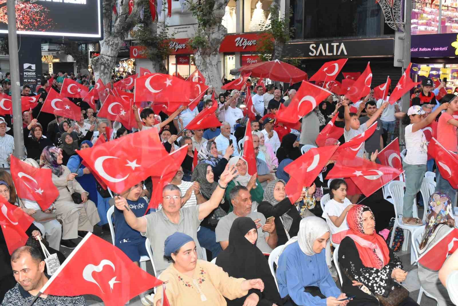 Pendik, 15 Temmuz’un 10. yılında şehitler ve gaziler için tek yürek oldu