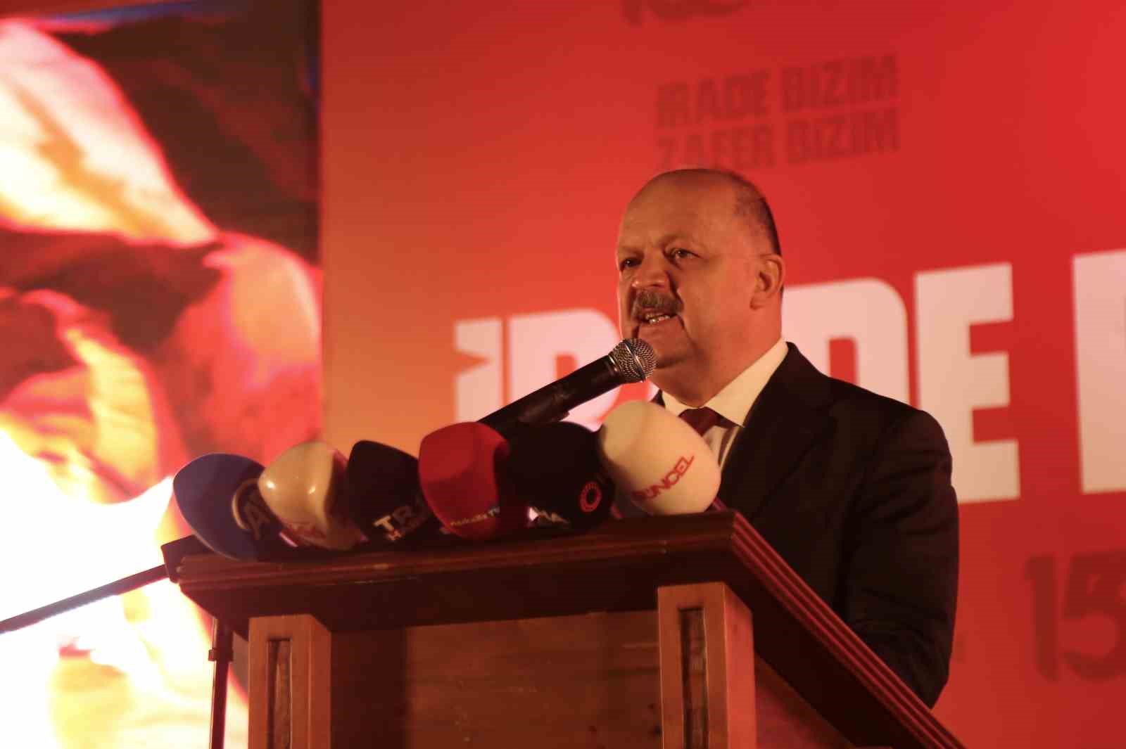 Kastamonu’da 15 Temmuz şehitleri dualarla anıldı: Okunan selalar duygusal anlar yaşattı