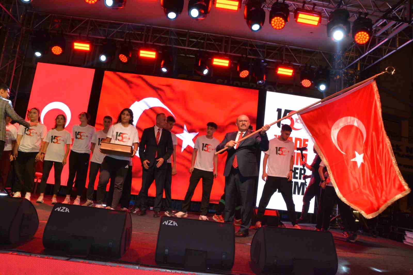 Balıkesir’de ’15 Temmuz Demokrasi Nöbeti’