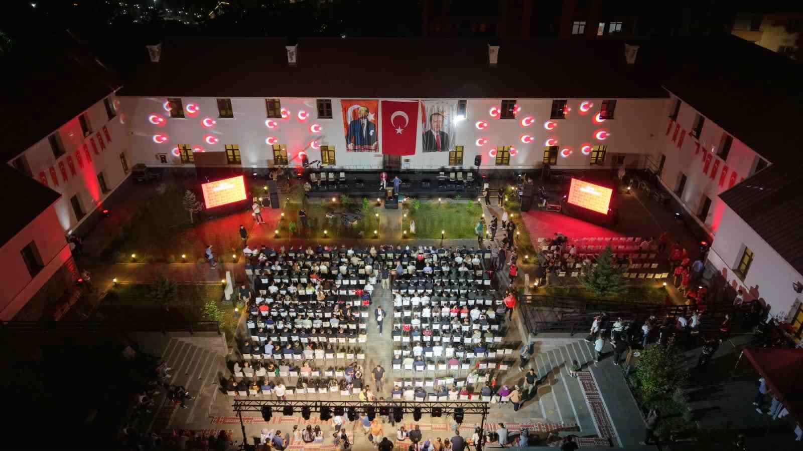 Vali Aygöl: "Ortak geleceğimizi birlikte inşa etmek en önemli sorumluluğumuzdur"