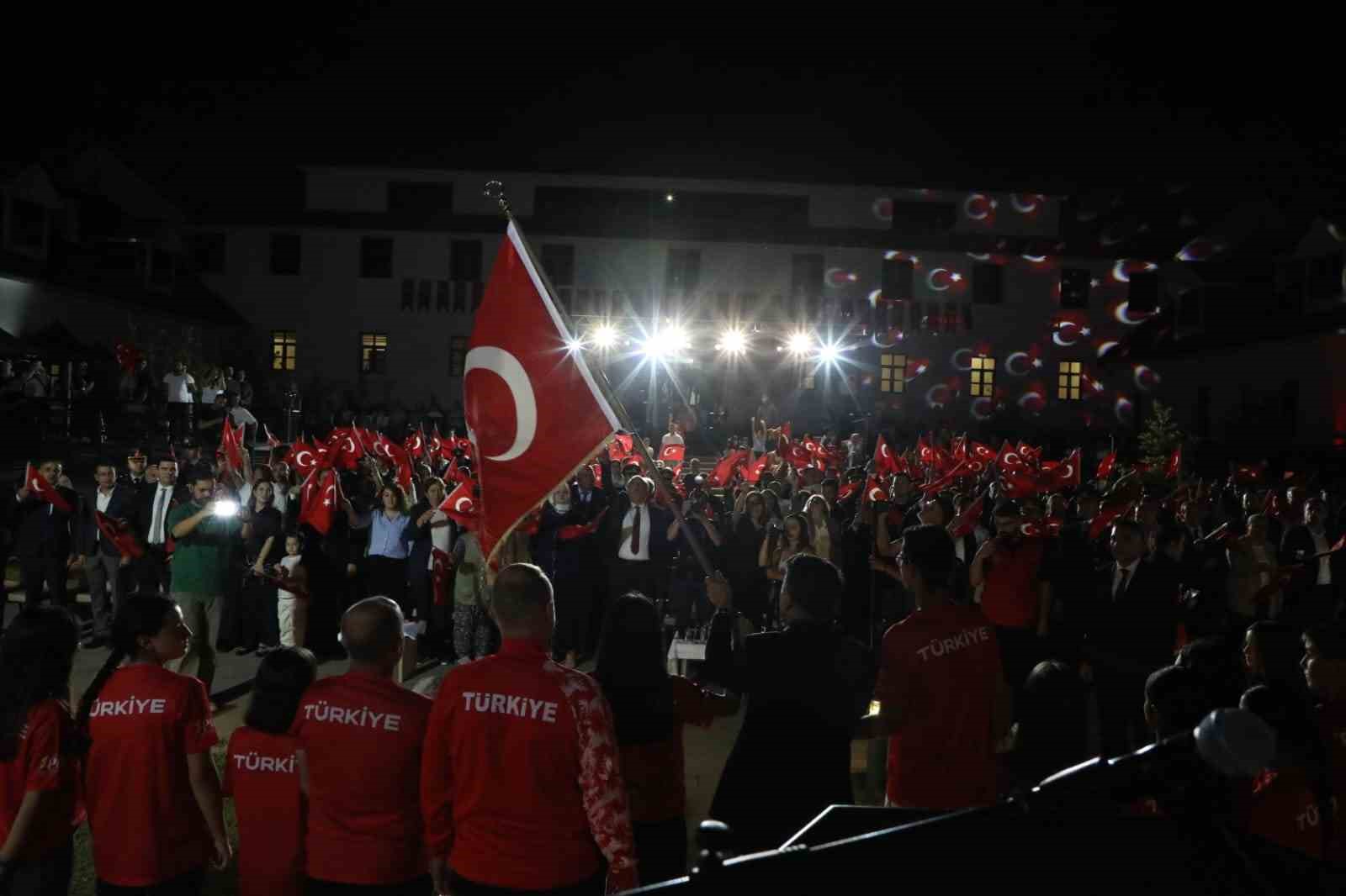 Vali Aygöl: "Ortak geleceğimizi birlikte inşa etmek en önemli sorumluluğumuzdur"