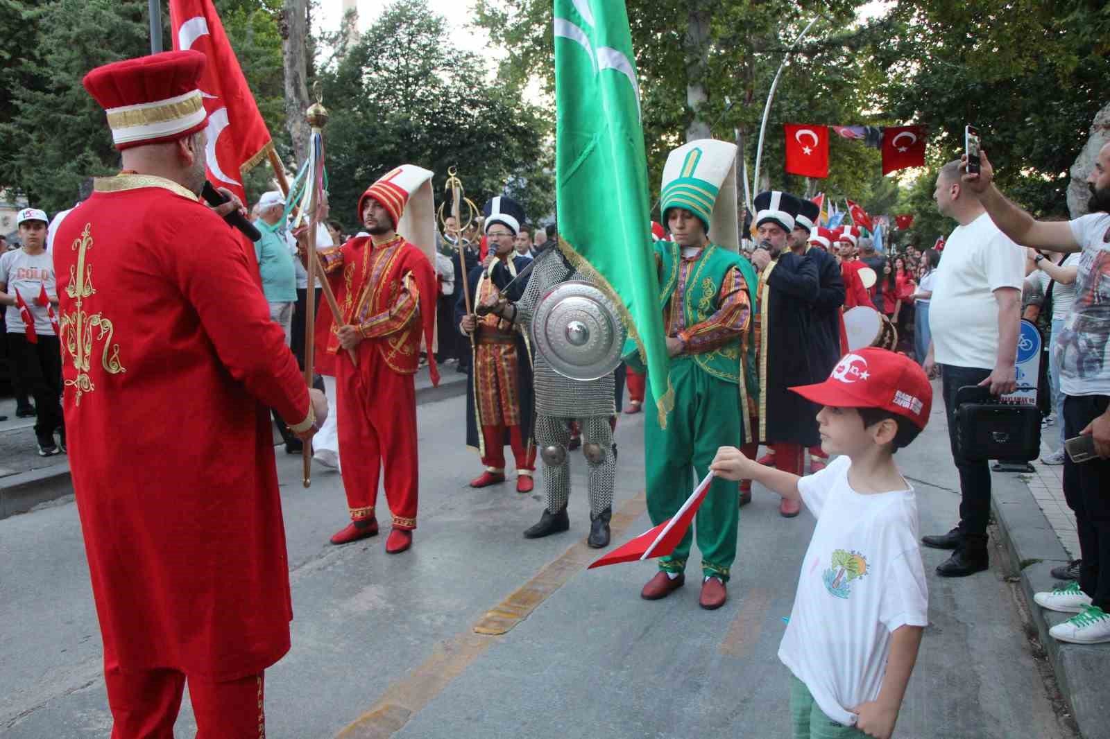 Amasya’da mehterli milli irade yürüyüşü yapıldı