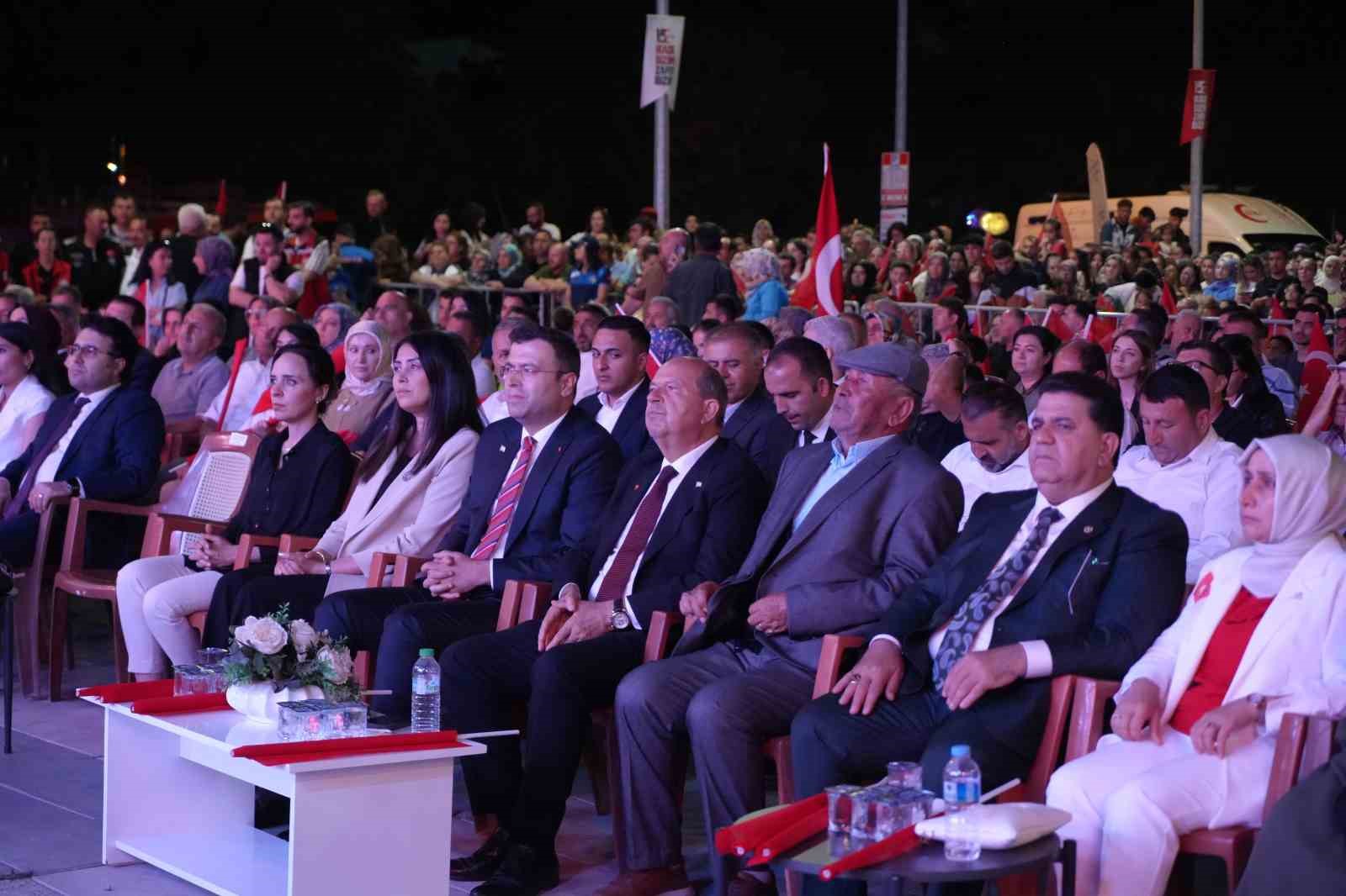 Niğde’de 15 Temmuz’un 10. yılında fener alayı ve demokrasi nöbeti