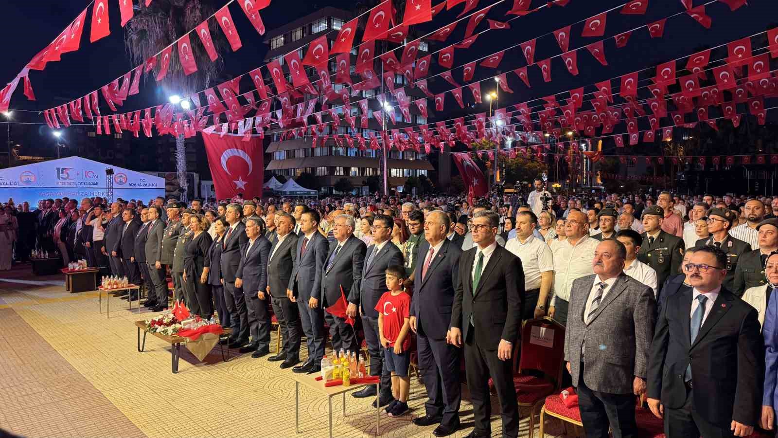 Adana’da 15 Temmuz’un 10. yılında demokrasi nöbeti tutuldu