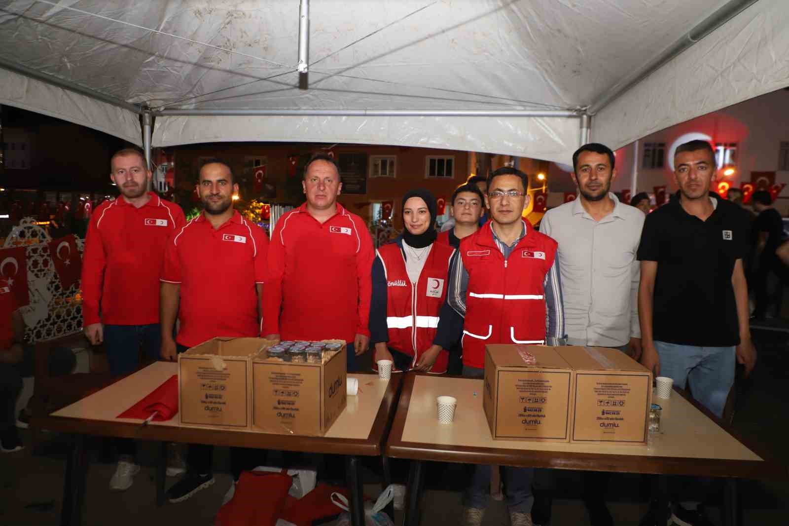 Hakkari 15 Temmuz’da tek yürek oldu