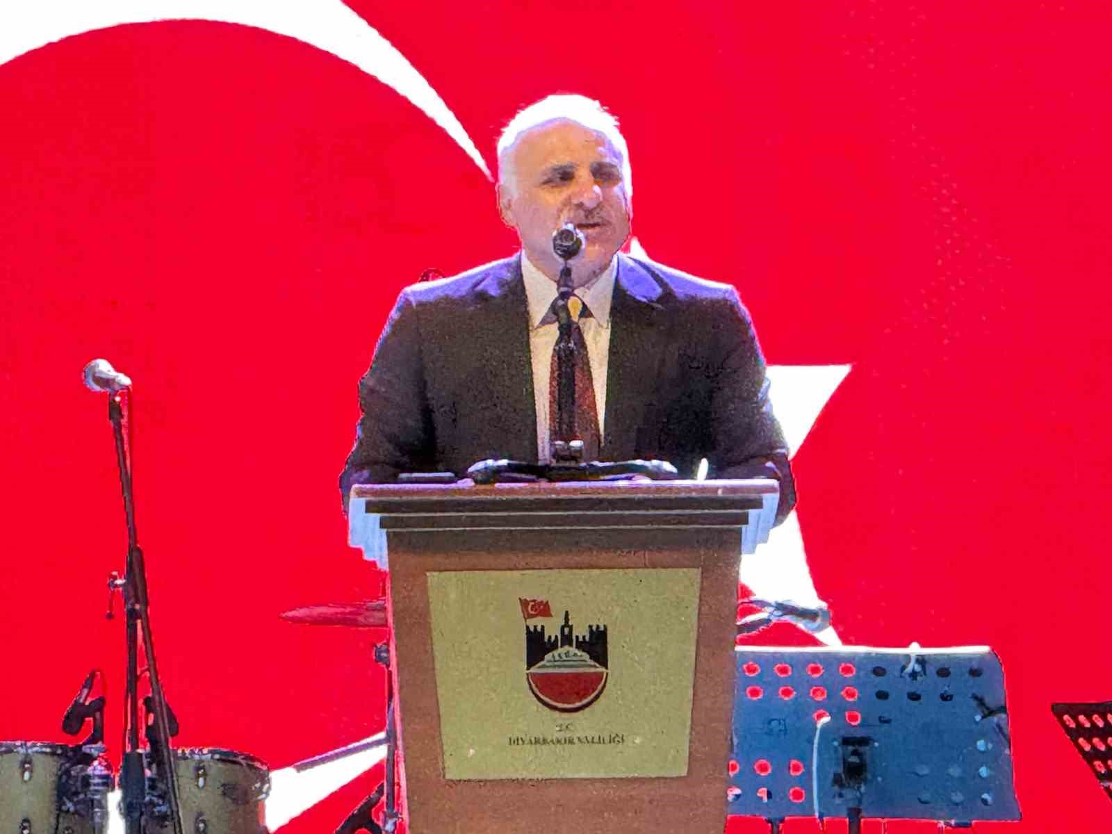 Diyarbakır’da 15 Temmuz Demokrasi ve Milli Birlik Günü etkinlikleri düzenlendi
