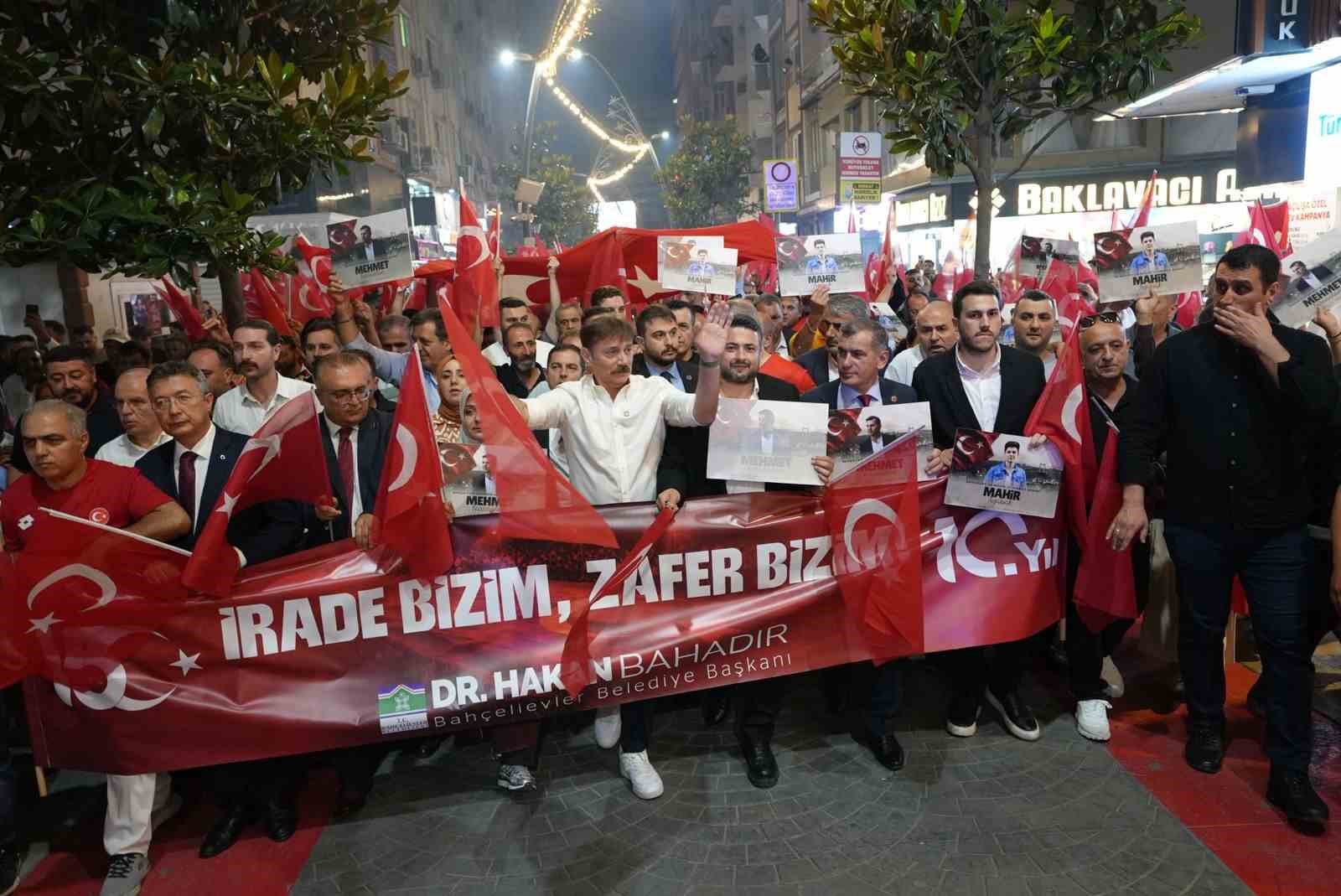 Bahçelievler’de 15 Temmuz şehitleri yürüyüşle anıldı