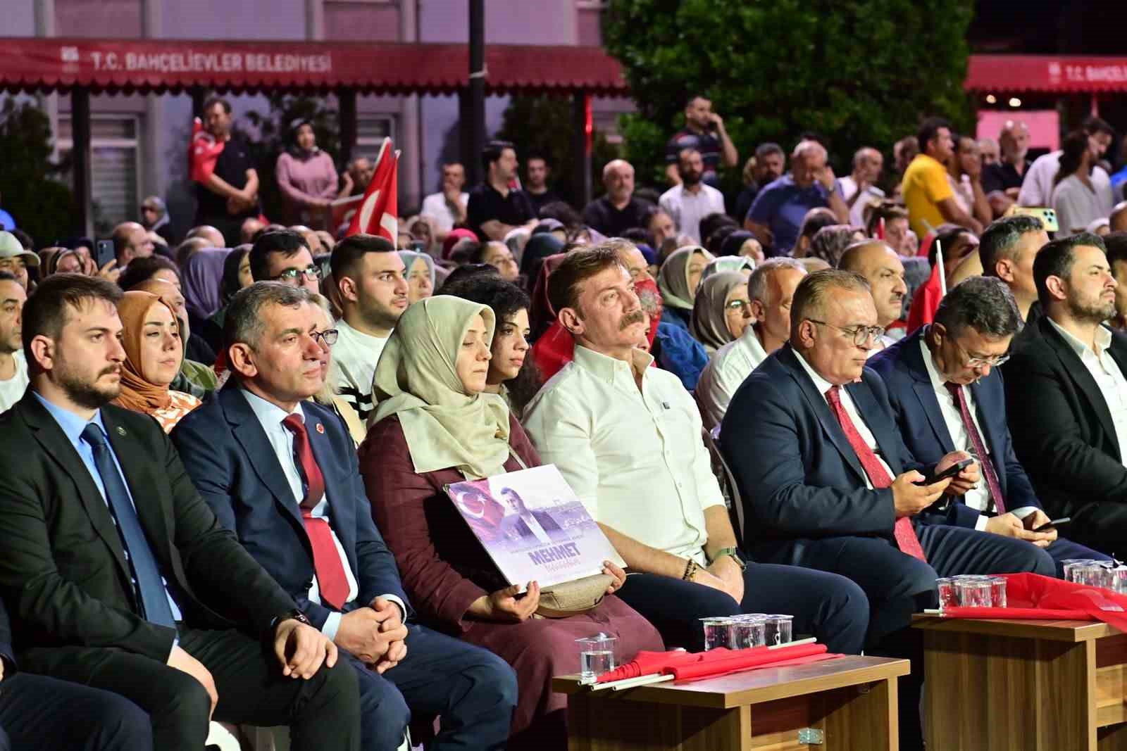Bahçelievler’de 15 Temmuz şehitleri yürüyüşle anıldı