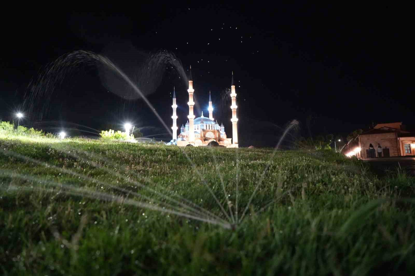 Selimiye Camii’nden yükselen selalar 15 Temmuz şehitleri için okundu