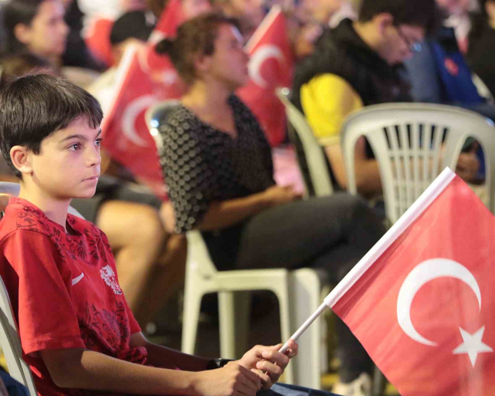 Uşak’ta 15 Temmuz Demokrasi ve Milli Birlik Günü anma programı