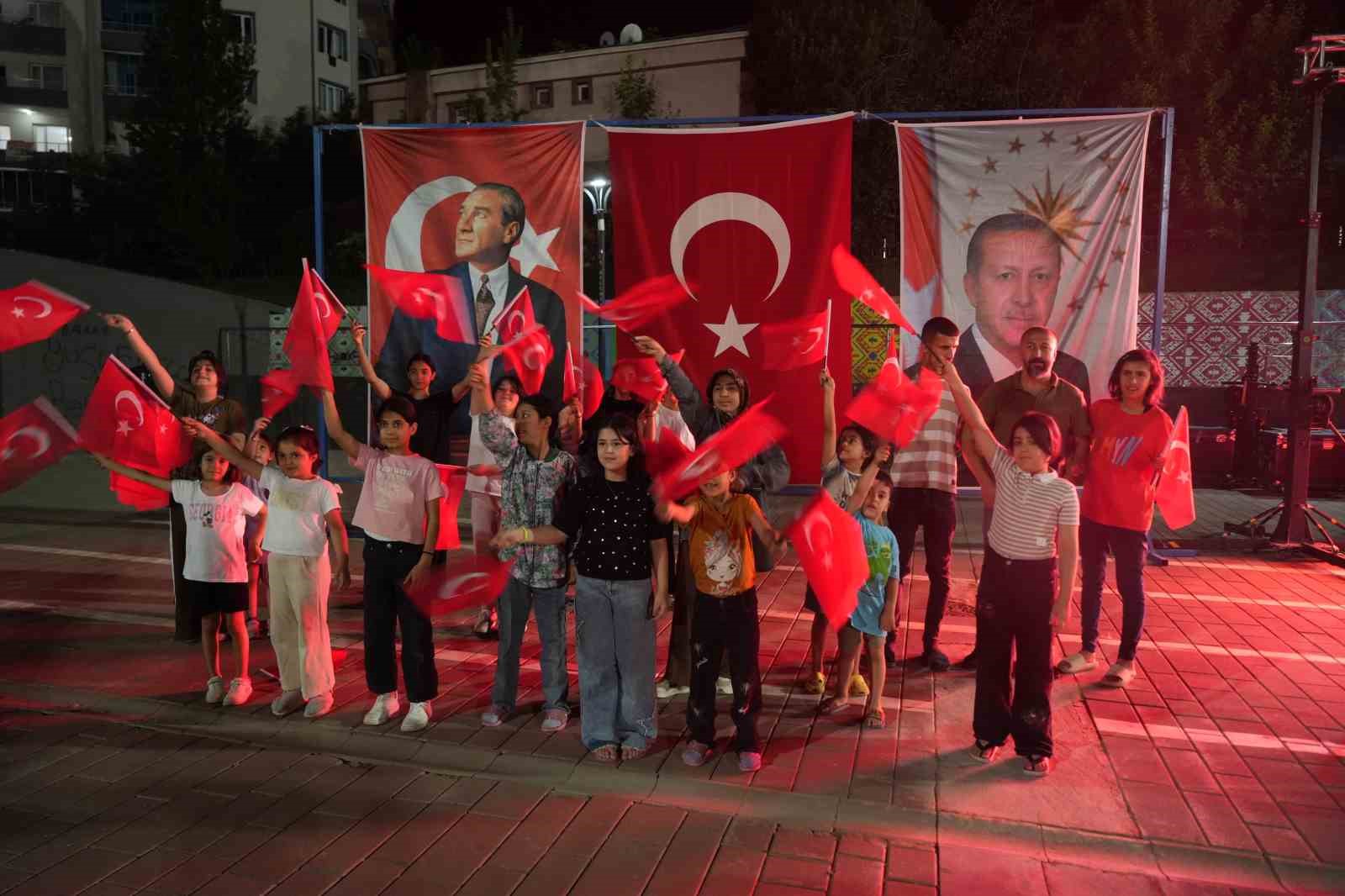 Muş’ta "15 Temmuz Demokrasi ve Milli Birlik Günü" etkinlikleri düzenlendi